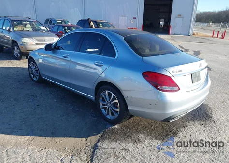 2016 Mercedes-Benz C 300 4Matic from USA, damaged, VIN 55SWF4KB2GU141919